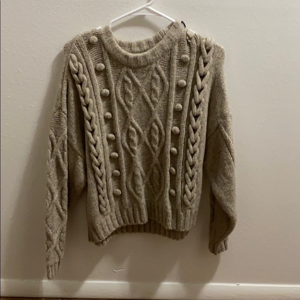 H&M sweater NEVER WORN